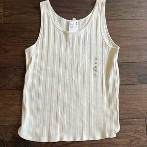 NWT Uniqlo tank top